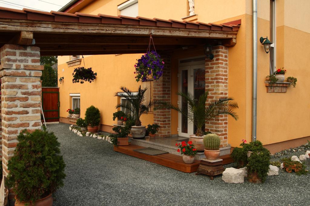 La Villa Pergola Szentgotthárd Dış mekan fotoğraf